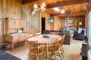 Brushcreek Retreat - Adams County Cabin - Image 5