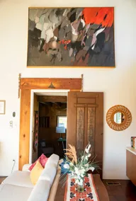 Secluded Midcentury Gem – Art, Sauna & Nature - Image 4
