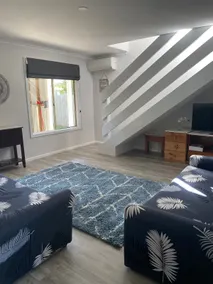 Coastal Retreat, 400 Metres to beach - Image 2
