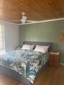 Coastal Retreat, 400 Metres to beach - Image 4