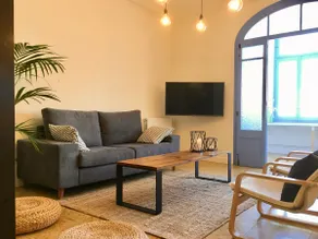 Large apartment with charm in the center of Tàrrega - Image 4