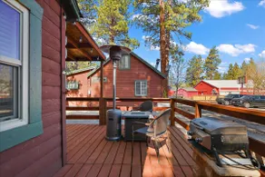 Badger Chalet- May spring Special, Walk to Village - Image 2