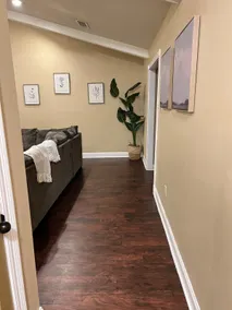 HUGE 5 BDRM 2BATH HOME IN A GREAT QUIET NEIGHBORHOOD SHERWOOD FOREST - Image 4