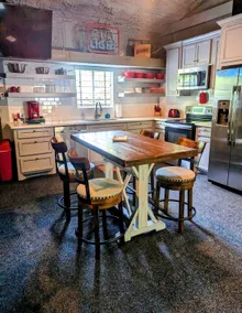 Cozy Barn with Pool Access & Near Lake Conroe - Image 4