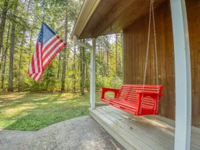 Entire Home Nestled in Nature | Family Retreat - Image 5