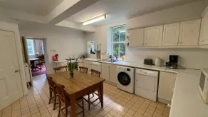 Secluded Glenbeg Tower in stunning private estate. - Image 4