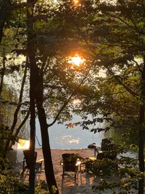 Lakefront Chalet with Private Beach and Hot Tub - Image 2