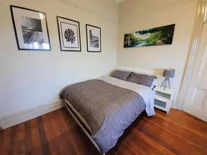Sydney Warm Classic Family Inner West Home - Image 2