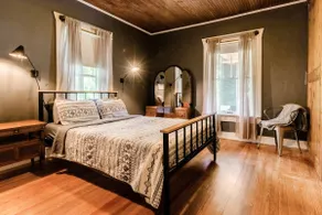 Crestwood Bungalow- Pet friendly w/ POOL - Image 5