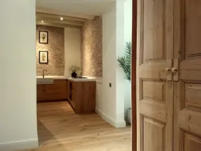 Tasteful & Central in the historic Gothic quarter - Image 2
