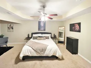 ❤️Spacious |Modern |Sleep 10|Wifi |Keyless Entry❤️ - Image 2