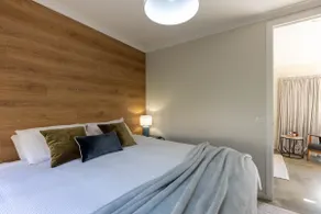 Pine Beach Guest House in the Heart of Balnarring - Image 4