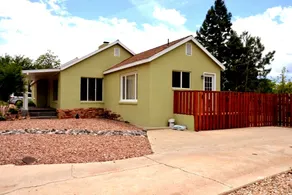 2BD/2BA Peaceful Getaway w/ Red Rock views! - Image 3