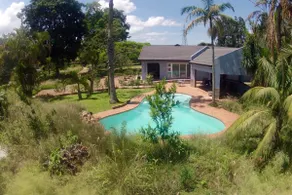 4 sleeper self catering family unit w/ sunny patio - Image 2