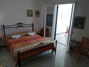 Terrace in the center of Forio - Image 4