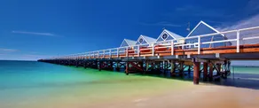 Kerry's Retro Beach Home - Image 4