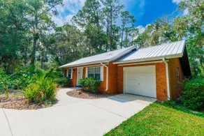 Quiet cottage 10 minutes from downtown Deland - Image 4