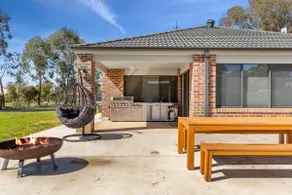 New home on 3/4 acre, stones throw from the water - Image 4