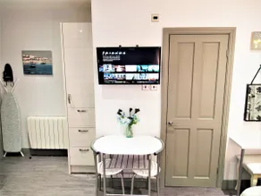 Perfect Studio Apartment! With all you need +more! - Image 3