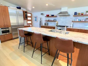 Goldfinch House - Scandinavian Modern Near Beaches - Image 3