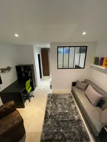 Studio industriel loft neuf avec parking privé - Image 2