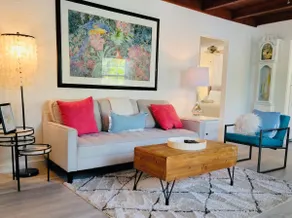 The LUV Shack! · Close to Beaches·Dining·Shopping - Image 5