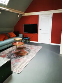 Beautiful apartment in the Zeeheldenkwartier - Image 3