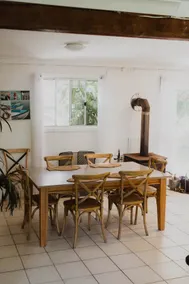 Spacious House. Easy 5 min to beach, Dogs welcome - Image 3