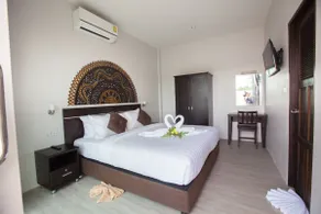 ROOF JACUZZI AND PRIVATE POOL 3BEDROOM VILLA LUX1 - Image 3