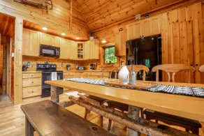 Ski / Lake Chalet Minuten zu SunRvr & N. Pond, 2Kitchens, HotTub, GameRm, WiFi, Kayaks - Image 5