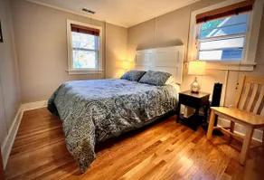 Joe's Downtown Bungalow - Image 2