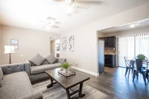 25%Off Special - Charming 2 Bedroom House - Image 3