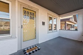 Home Away From Home+Snacks! Central Cincinnati - Image 4