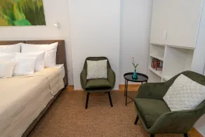 Sunbird Apartment Budapest - Image 3