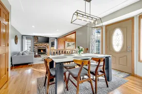 ★ SPACIOUS HOME ★ AV MINNEAPOLIS ★ PAISLEY PARK ★ MOA ★ - Image 4