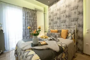 Golden Aurora - Modern Apartment in Egaleo-Athens - Image 2