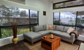 The Pool House - Image 4