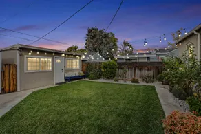 1 Bed Cottage w/Kitchenette + yard - Image 2