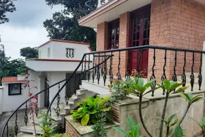 Rose Holiday Home - Image 2