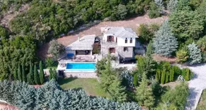 Art Luxury Resort Villa - Image 2