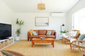 Spacious coastal home - ”exceeded expectations” - Image 2