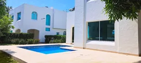 Ideal cabin with its own pool and access to the sea - Image 2
