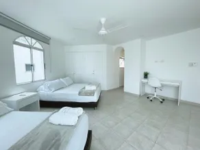 Ideal cabin with its own pool and access to the sea - Image 5