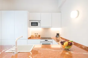 Mediterranean Retreat with 4-Bedroom, 3-Bath Apartment in Barcelona - Image 3