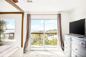 Breathtaking Lake Travis Views | Austin Superhost - Image 4