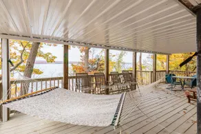 Rare Accessible Lakefront Home / Roll In Shower - Image 4