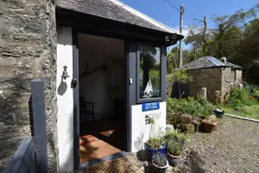 Yewtree Cottage - 'The Art House' and Garden - Image 5