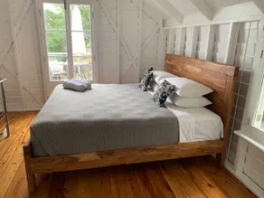 Understated Elegant Cottage in Port Douglas - Image 4