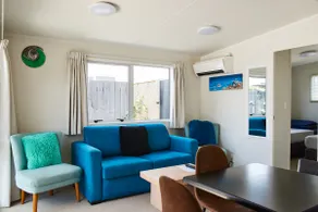 Orewa Kiwi Cabins - Image 5