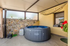 Sommerhus Svjetlana \"splinterny liste\" = jacuzzi, 3 soveværelser, 2 badeværelser - Image 5